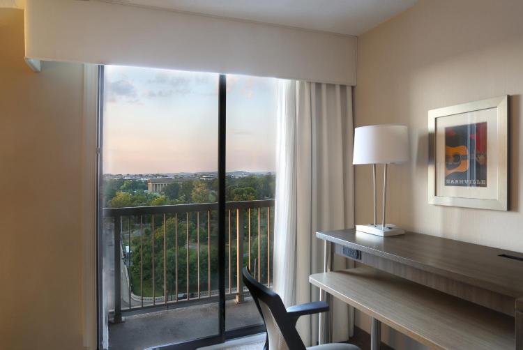 Holiday Inn Nashville - Vanderbilt - Dwtn by IHG photo 1