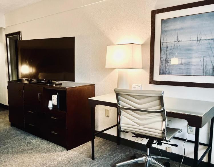 Holiday Inn Virginia Beach - Norfolk by IHG photo 3