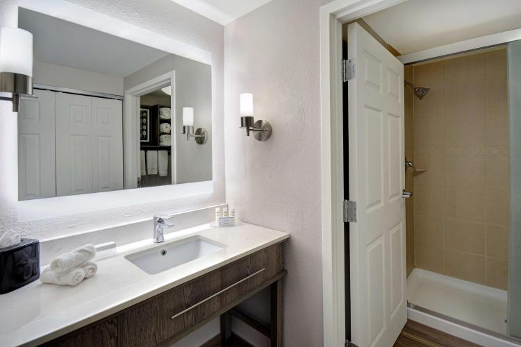 Homewood Suites Newport News - Yorktown by Hilton photo 2