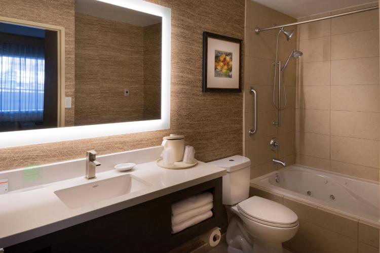 Holiday Inn Express & Suites Pasadena - Los Angeles by IHG photo 1