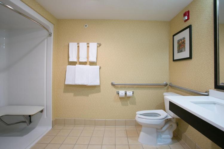 Holiday Inn Milwaukee Airport by IHG photo 1