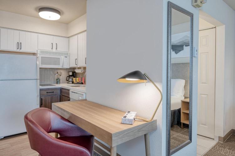 Staybridge Suites Allentown Airport Lehigh Valley by IHG photo 3
