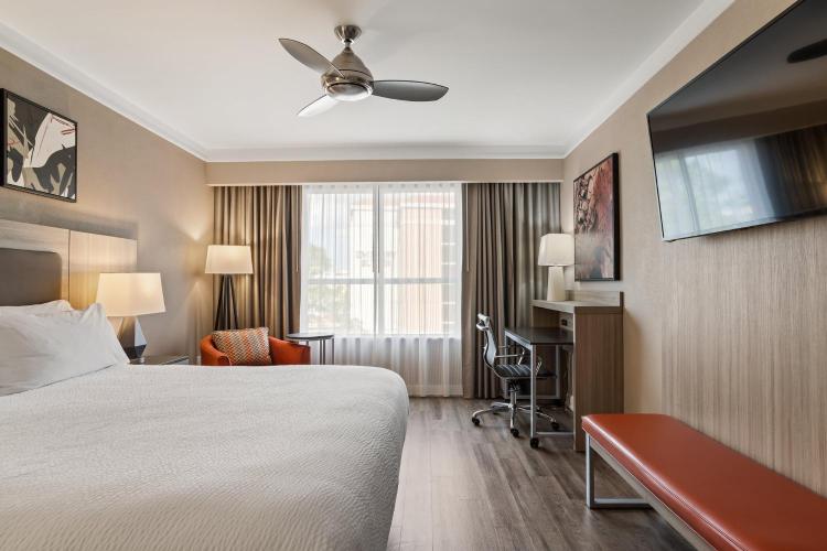 Holiday Inn Baton Rouge College Drive I-10 by IHG photo 2
