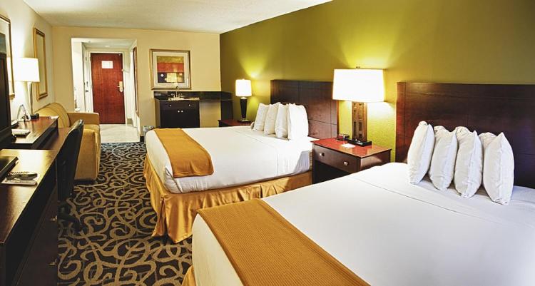 Murfreesboro Central Hotel photo 2