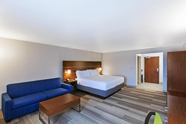 Holiday Inn Express Hotel & Suites Dallas Lewisville by IHG photo 1