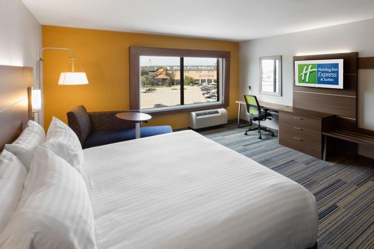 Holiday Inn Express East Peoria - Riverfront by IHG photo 1