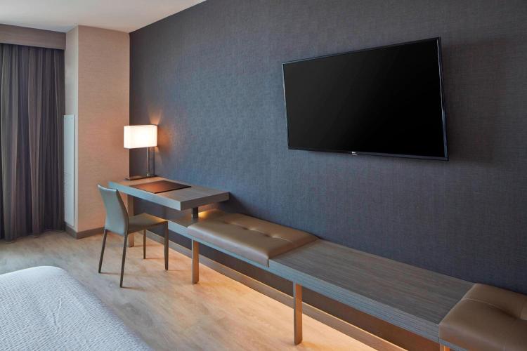 AC Hotel by Marriott Des Moines East Village photo 2