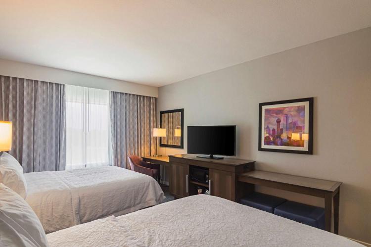 Hampton Inn & Suites-Dallas/Richardson photo 2