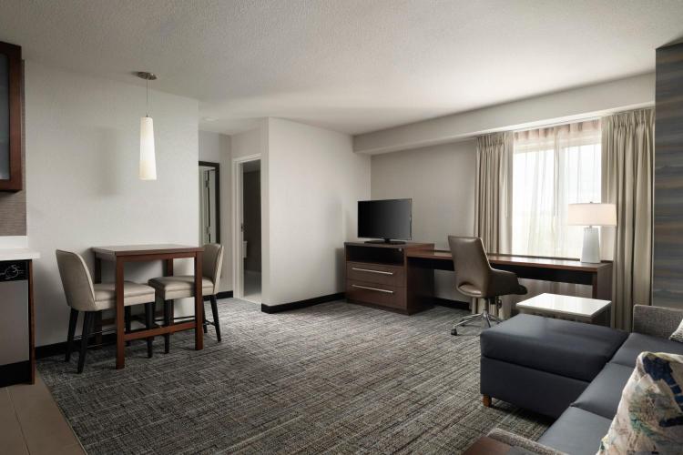 Residence Inn by Marriott Green Bay Downtown photo 3