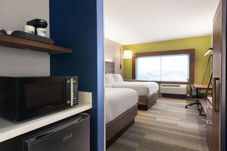 Holiday Inn Express & Suites - McAllen - Medical Center Area by IHG photo 1