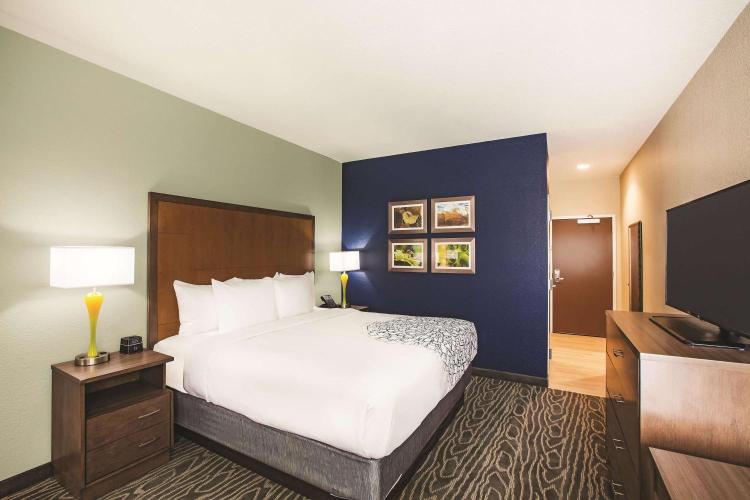 La Quinta by Wyndham Wichita Northeast photo 3