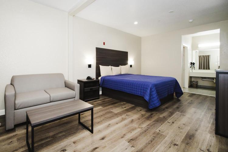 Winchester Inn and Suites Humble/IAH/North Houston photo 1