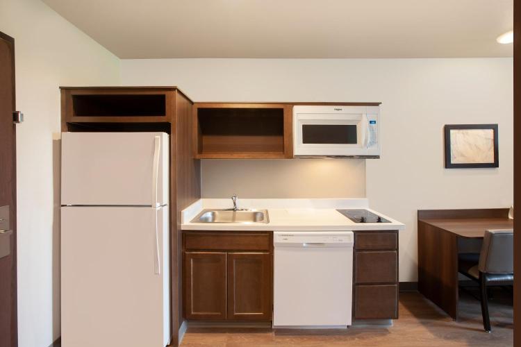 WoodSpring Suites Plano - North Dallas photo 3