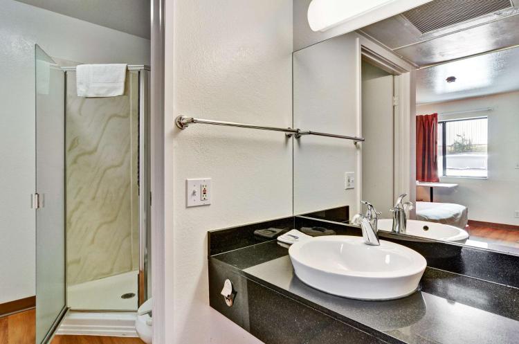 Motel 6-Pittsburgh, PA - Crafton photo 3