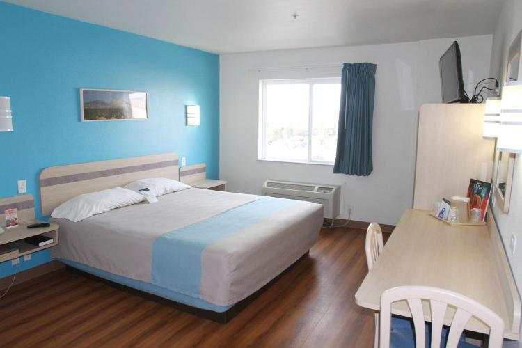 Motel 6-Las Cruces, NM - Telshor photo 1