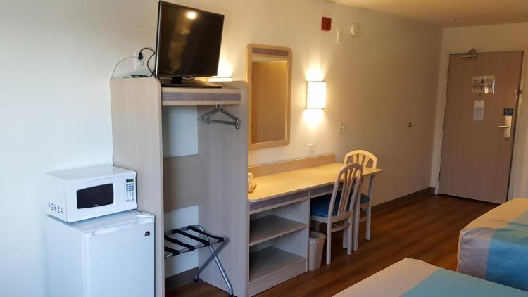 Motel 6-Las Cruces, NM - Telshor photo 3