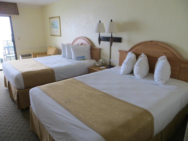 Days Inn by Wyndham Daytona Oceanfront photo 2