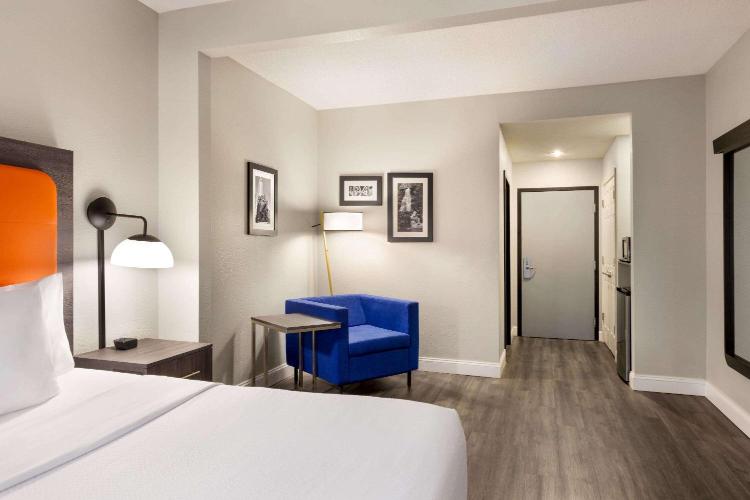 La Quinta by Wyndham Mt. Laurel - Philadelphia photo 2