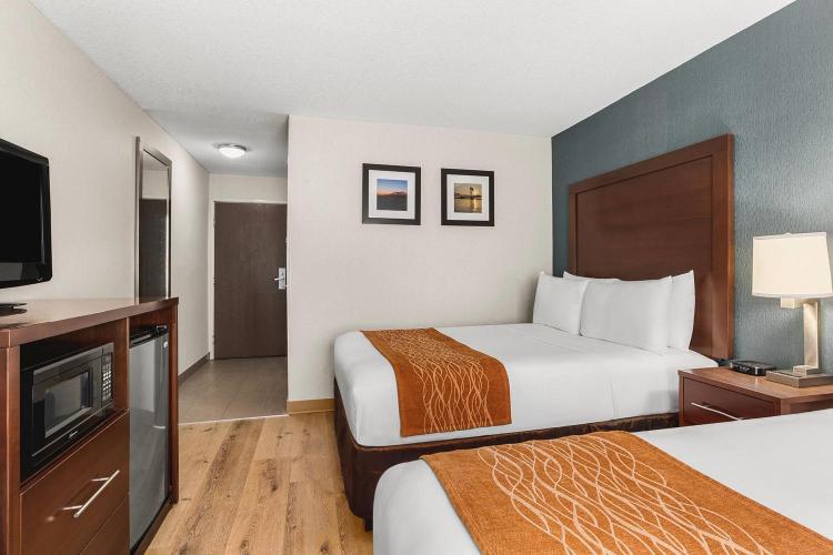 Comfort Inn & Suites Vancouver Downtown City Center photo 2