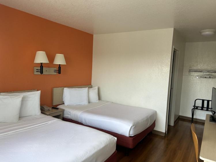 Motel 6-Stanton, CA photo 1