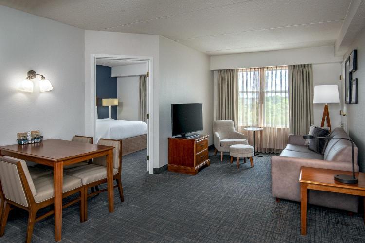 Residence Inn by Marriott Chesapeake Greenbrier photo 2