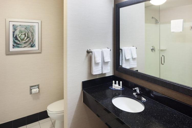 Fairfield Inn and Suites Phoenix Chandler Fashion Center photo 3