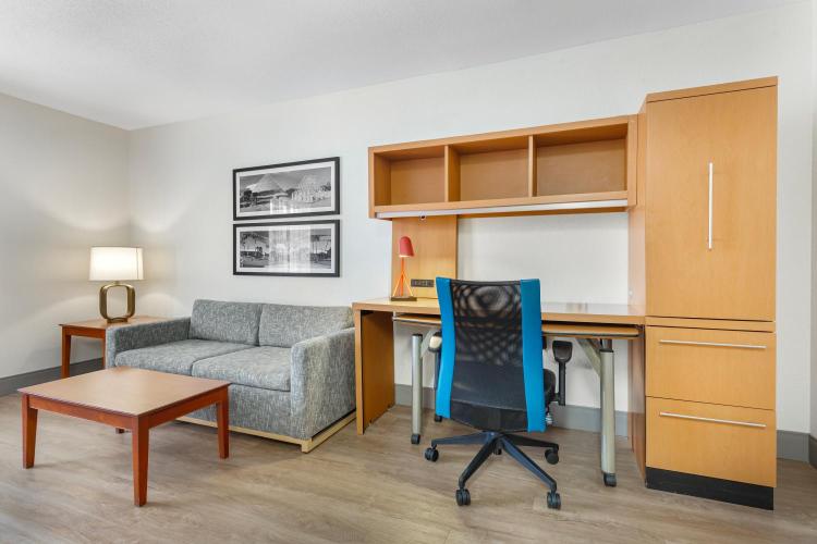 MainStay Suites Tampa Moffitt-USF photo 2