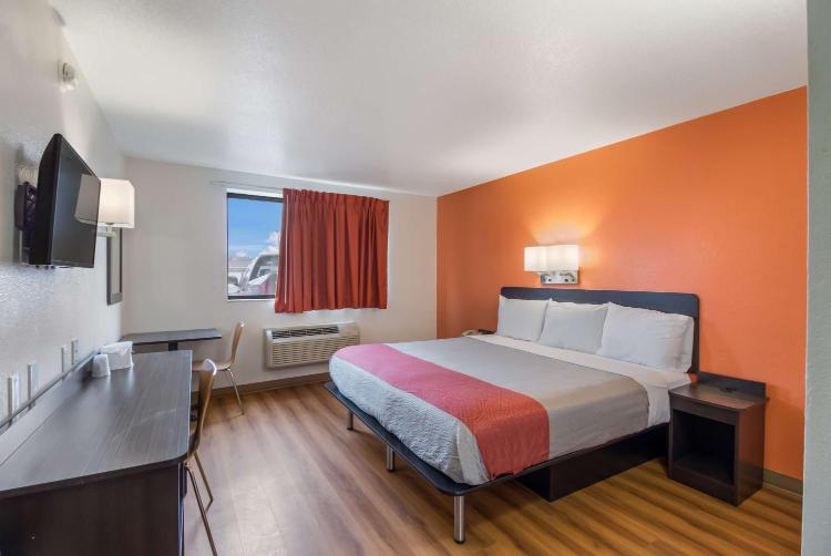 Motel 6-Fargo, ND - West Acres - North Fargo photo 1