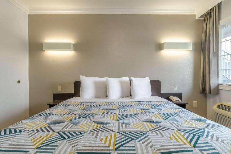 Motel 6-San Jose, CA - Convention Center photo 3