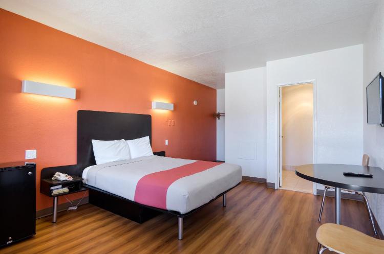 Motel 6-Santa Fe, NM - Downtown photo 1