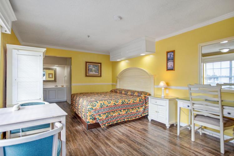 Edgewater Inn - Biloxi Beach photo 1