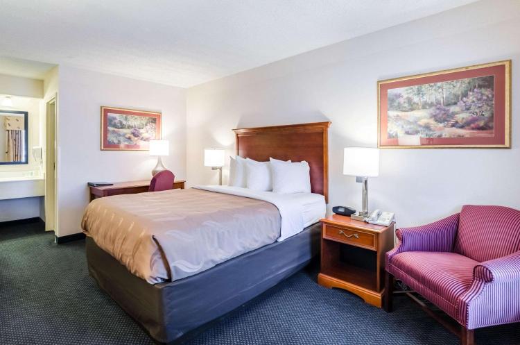 Quality Inn Lynchburg near University photo 1