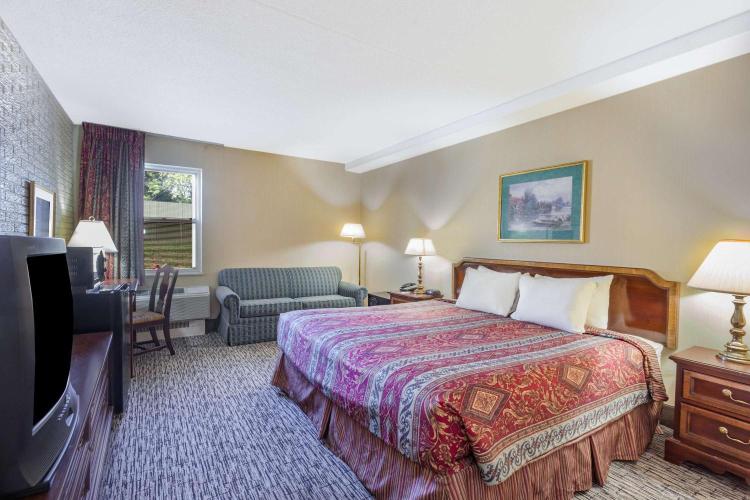 Travelodge by Wyndham Winchester photo 1