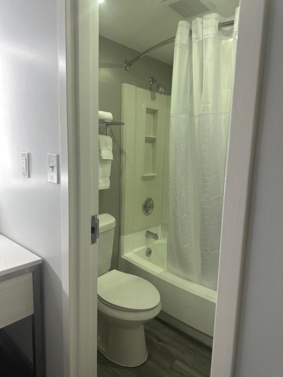 Days-Inn by Wyndham Baltimore Northwest photo 2
