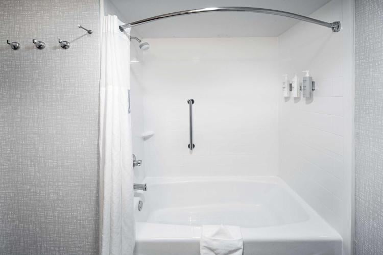 Hampton Inn & Suites Tulsa-Woodland Hills photo 2