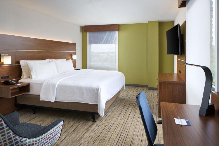 Holiday Inn Express - Richmond Downtown by IHG photo 2