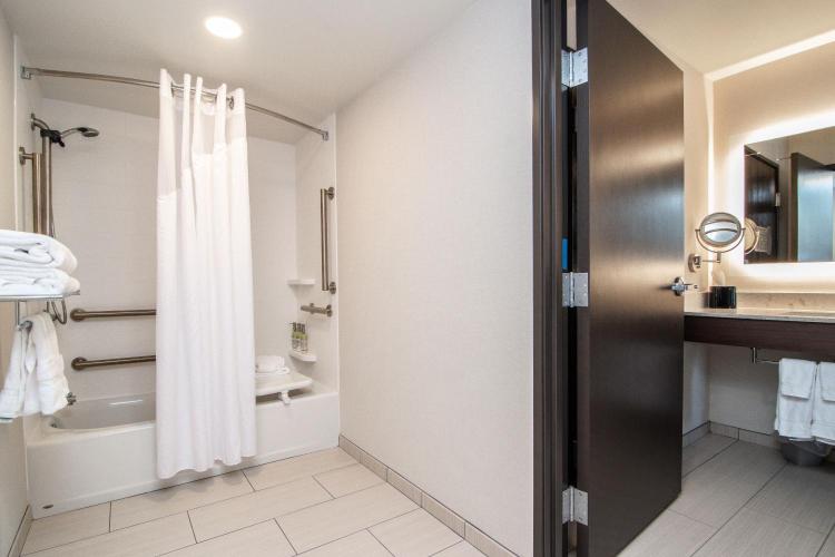 Holiday Inn Express Spokane-Downtown by IHG photo 1