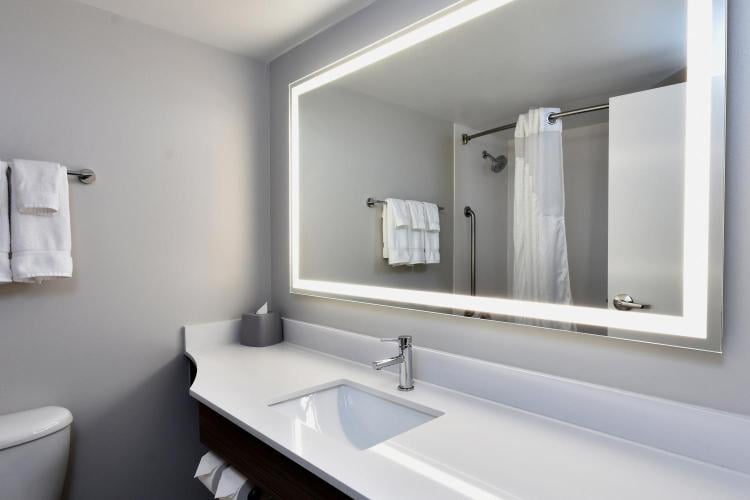 Holiday Inn Express Richmond I-64 Short Pump Area by IHG photo 2