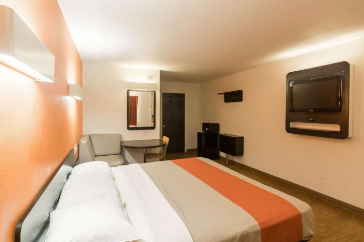 Motel 6-Wichita Falls, TX - North photo 3