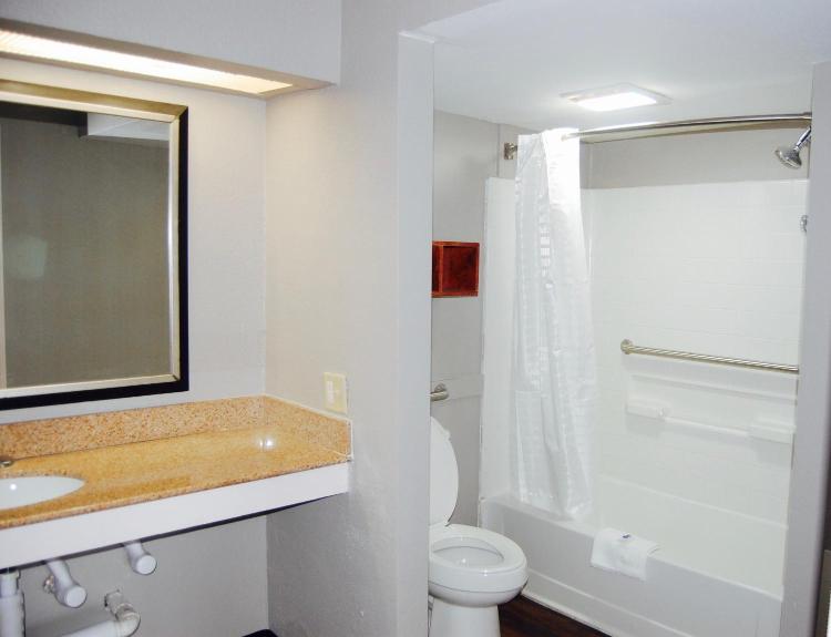 Motel 6-Tupelo, MS - Downtown photo 3