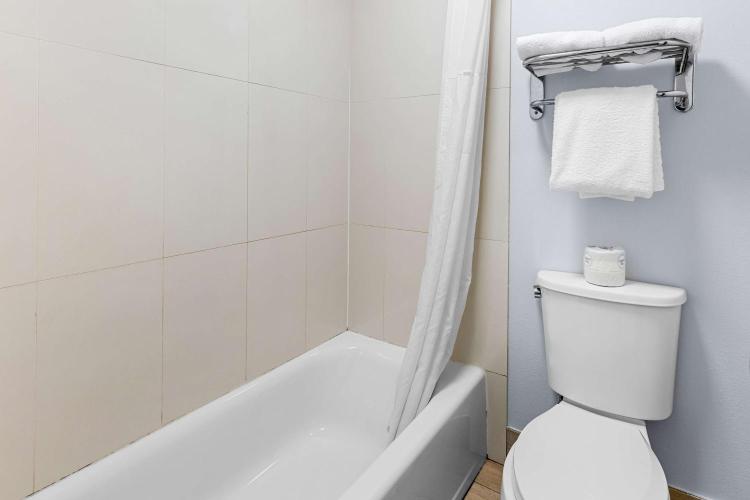 SureStay Plus by Best Western Beaumont photo 3