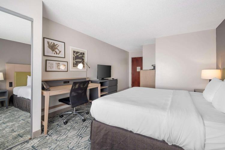 Country Inn & Suites by Radisson, Dayton South, OH photo 2