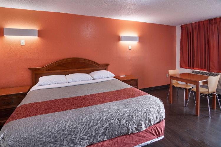 Motel 6-Montgomery, AL - Coliseum photo 2