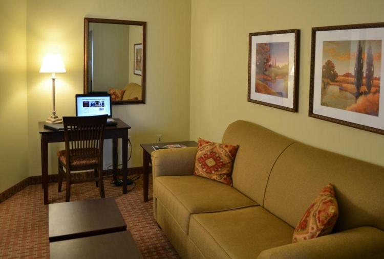 Euro-Suites Hotel photo 2