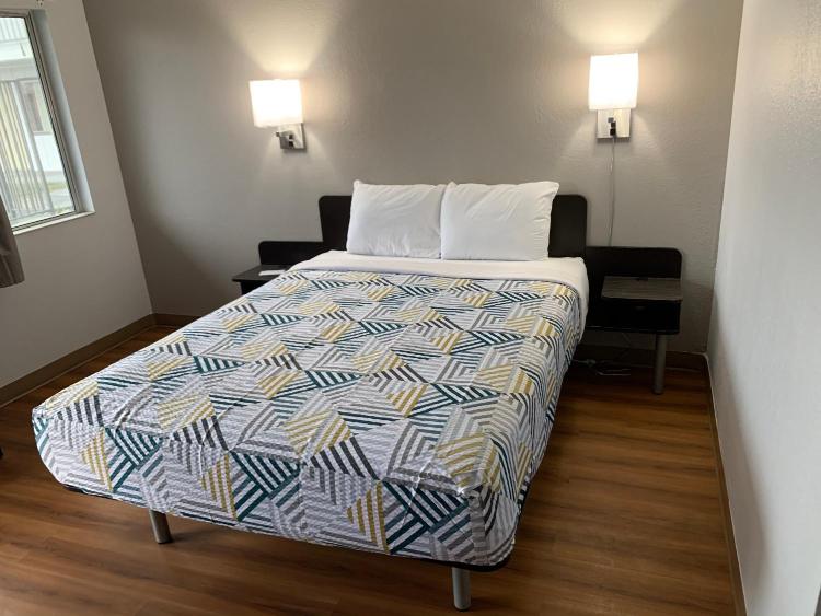 Motel 6-Dayton, OH photo 3