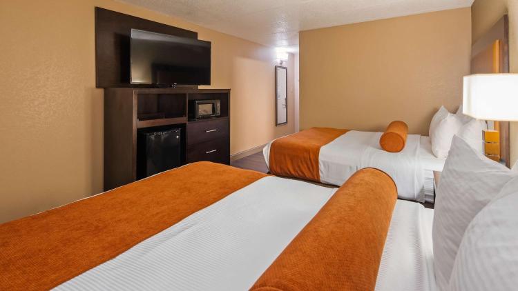 Best Western Crossroads of the Bluffs photo 3
