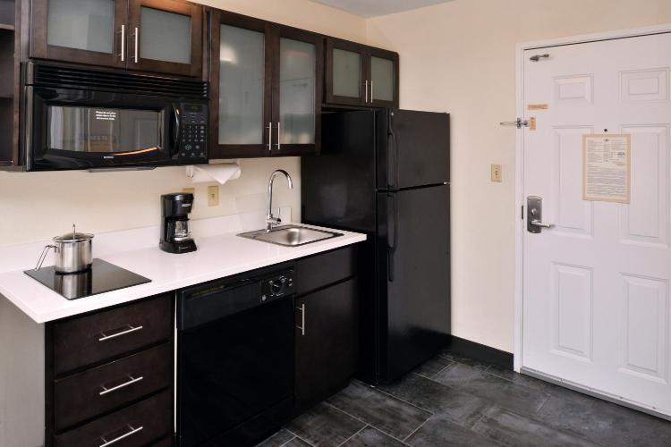 Candlewood Suites Winchester by IHG photo 1