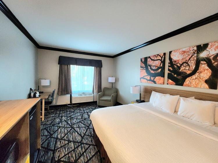 Days Inn by Wyndham Baton Rouge I-10 photo 3