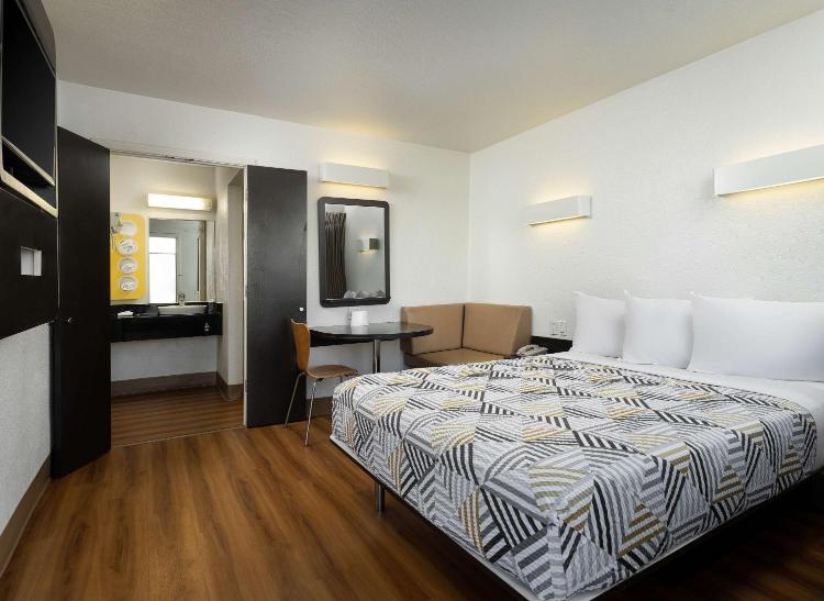 Motel 6-Goleta, CA - Santa Barbara photo 1
