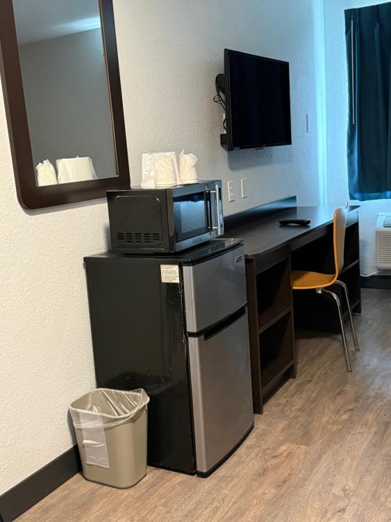 Motel 6-Fort Wayne, IN photo 1